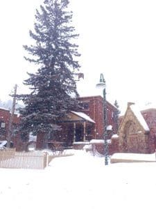 20180330140805_montgomery8-h-out