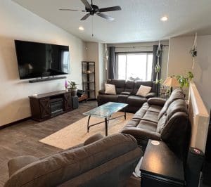 20230131125928_braelynn main2